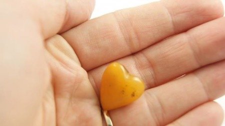 bursztyn bałtycki serce pomarańczowy antyk natura 1,3 g